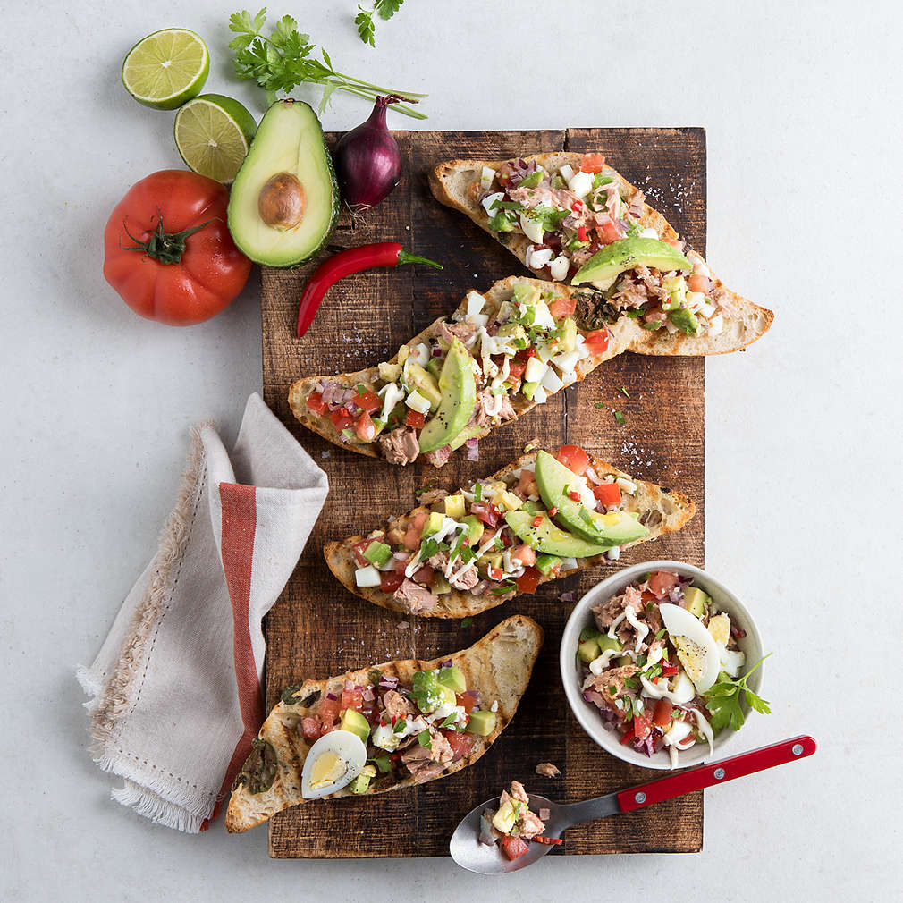 Mini-Brötchen mit Oliven und Thunfisch - Rezept | Kaufland
