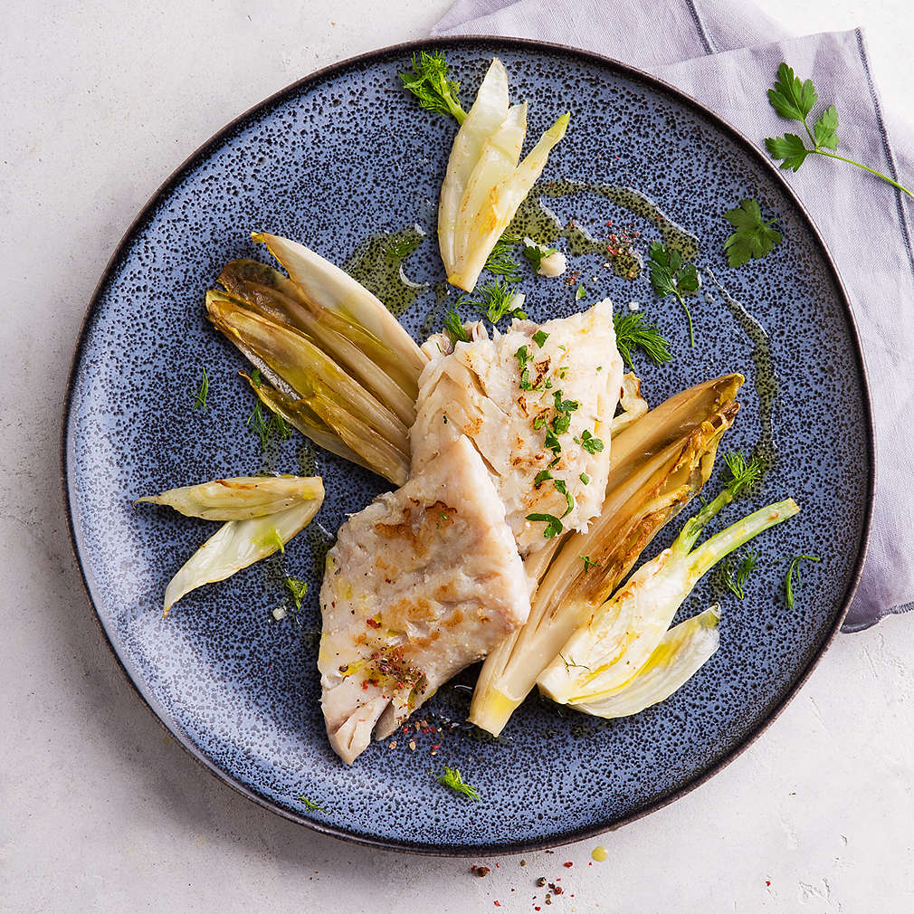 Gebratener Seelachs mit Chicorée und Fenchel - Rezept | Kaufland