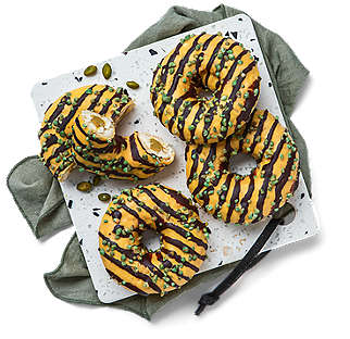 Donut z nadzieniem pistacjowym