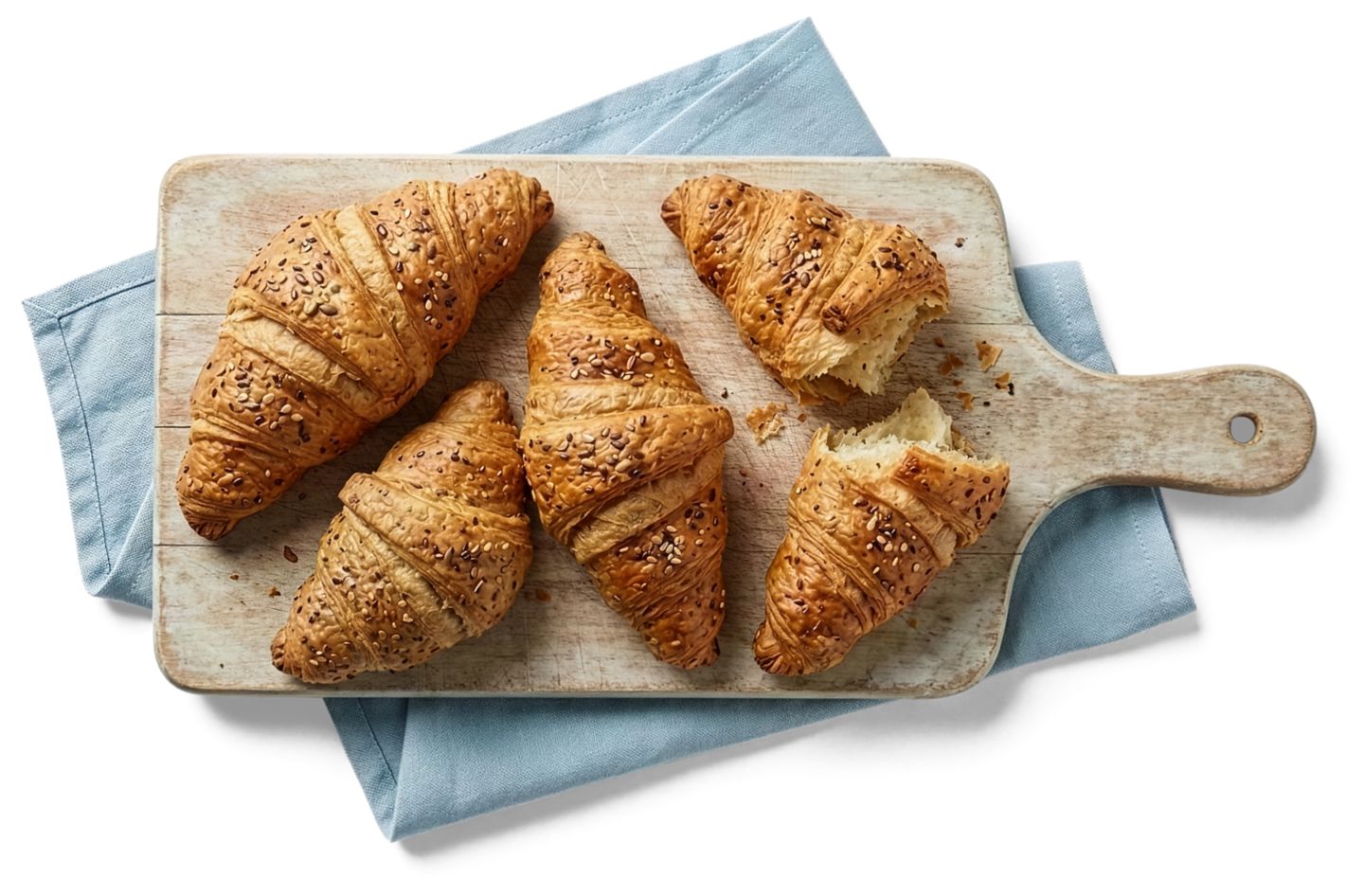 Multicereální croissant s máslem