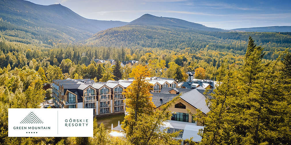 zdjęcie hotelu w lesie