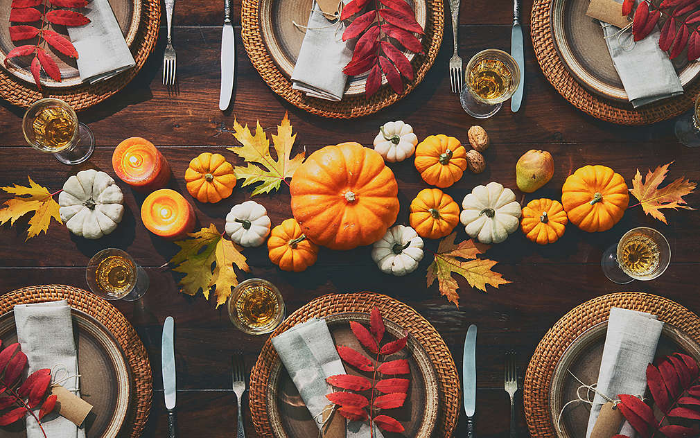 Chcesz zaprosić do domu Panią Jesień? Udekoruj stół dla swoich najbliższych.