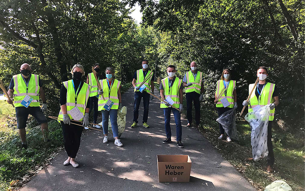 Zamestnanci Kauflandu sa zapojili do veľkého upratovania