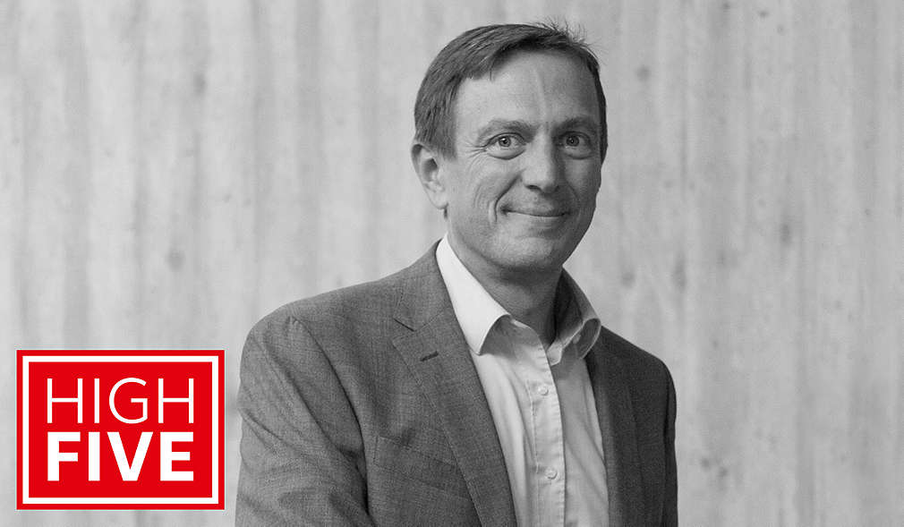 Logo: HIGH FIVE; Abbildung: Prof. Dr. Sven Bienert