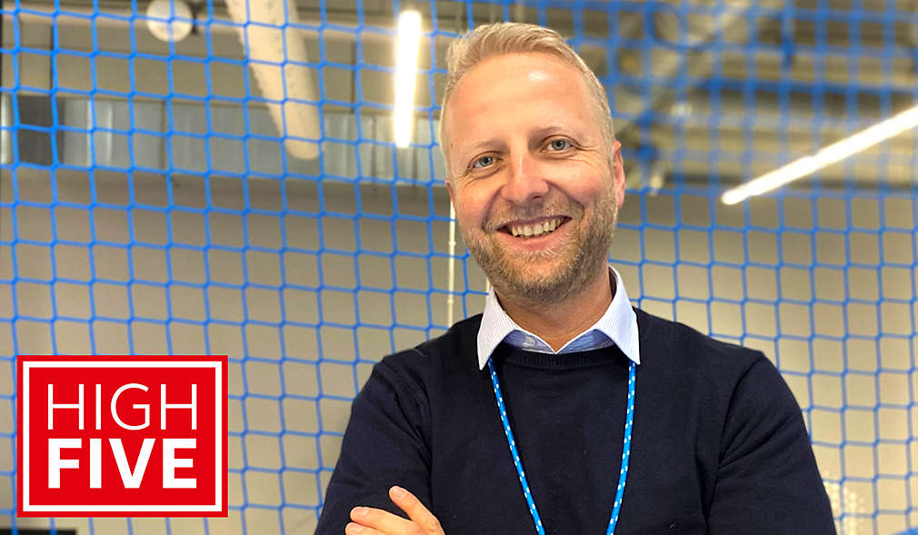 Logo: HIGH FIVE; Abbildung Stefan Kaiser