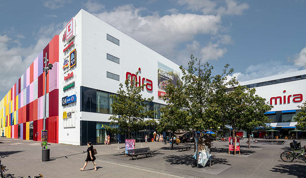 Abbildung: Kaufland-Filiale in Münchner mira Einkaufszentrum