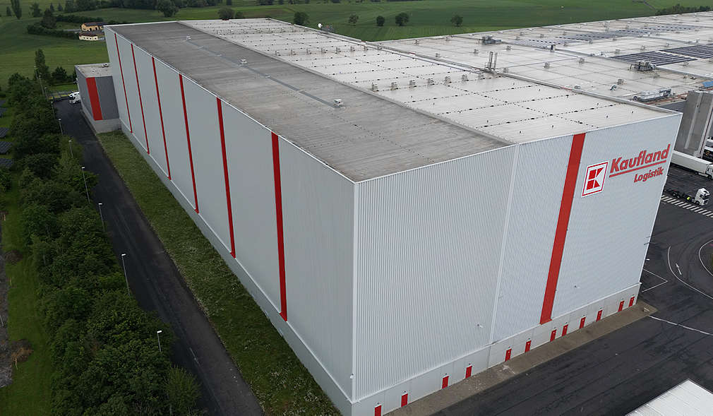 Abbildung: Hochregallager in Donnersdorf