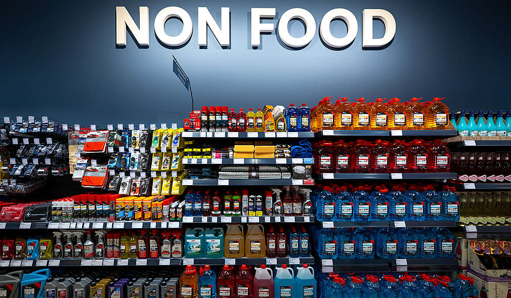 Abbildung: Kaufland-Filiale in Heiligenhaus – Non-Food-Regale