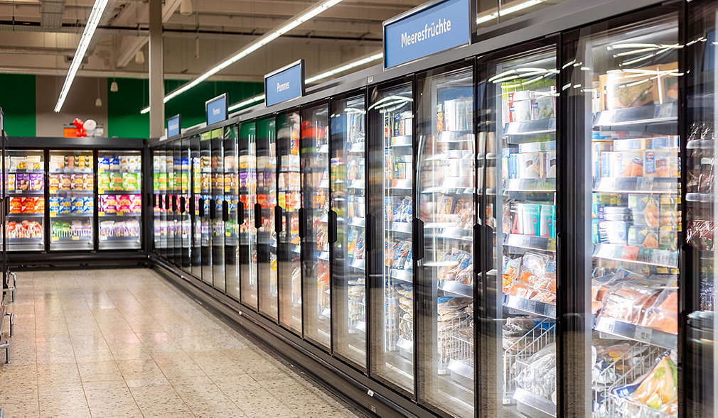 Abbildung: Kaufland-Filiale in Schwentinental – Tiefkühl-Möbel