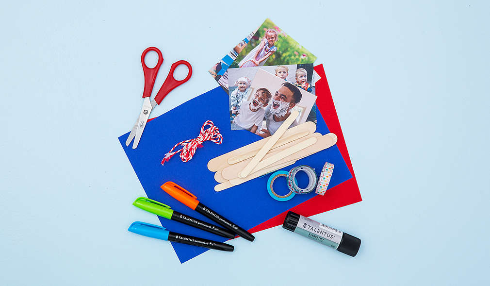 Bastelmaterialien für die Erstellung eines Bilderrahmens