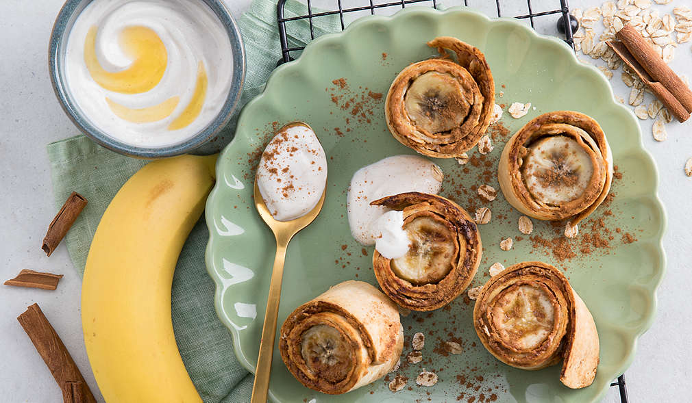 Knusprige Bananen-Erdnuss-Rollen