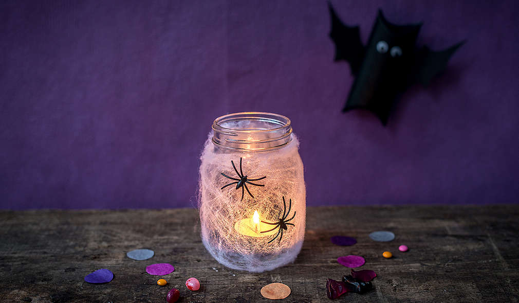 Schauriges Spinnenwindlicht