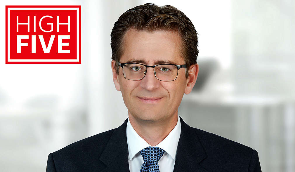 Logo: HIGH FIVE; Porträt: Martin Führlein