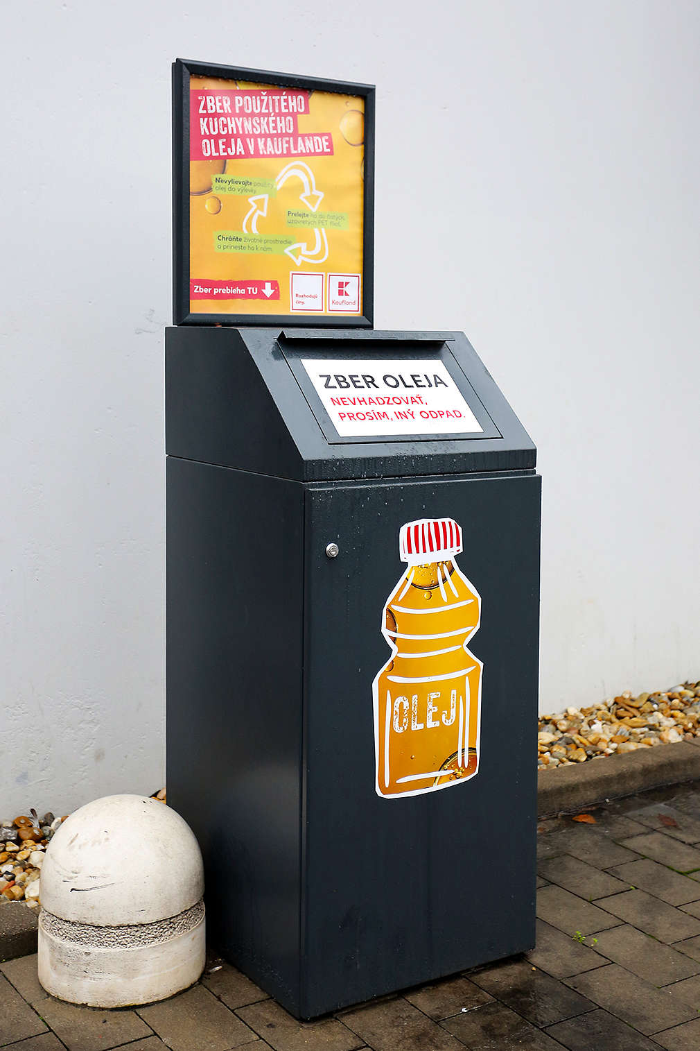 Zberná nádoba na použitý kuchynský olej