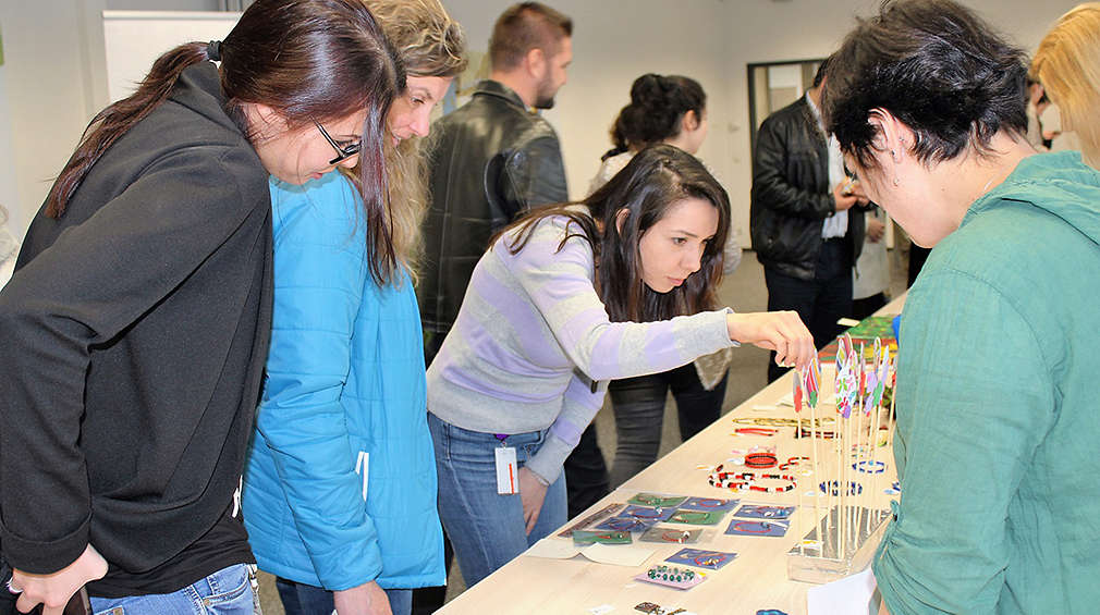 Отбор Kaufland по време благотворителните базари в компанията