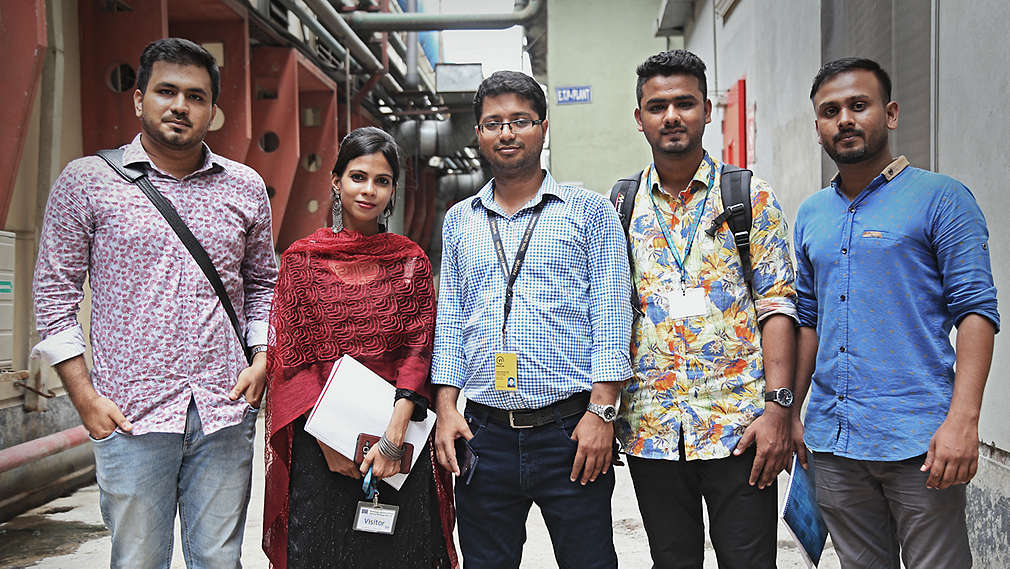 Die Studenten der Daffodil University in Dhaka