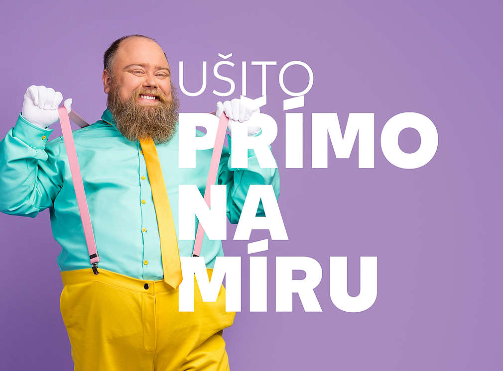 Muž se tahá za kšandy