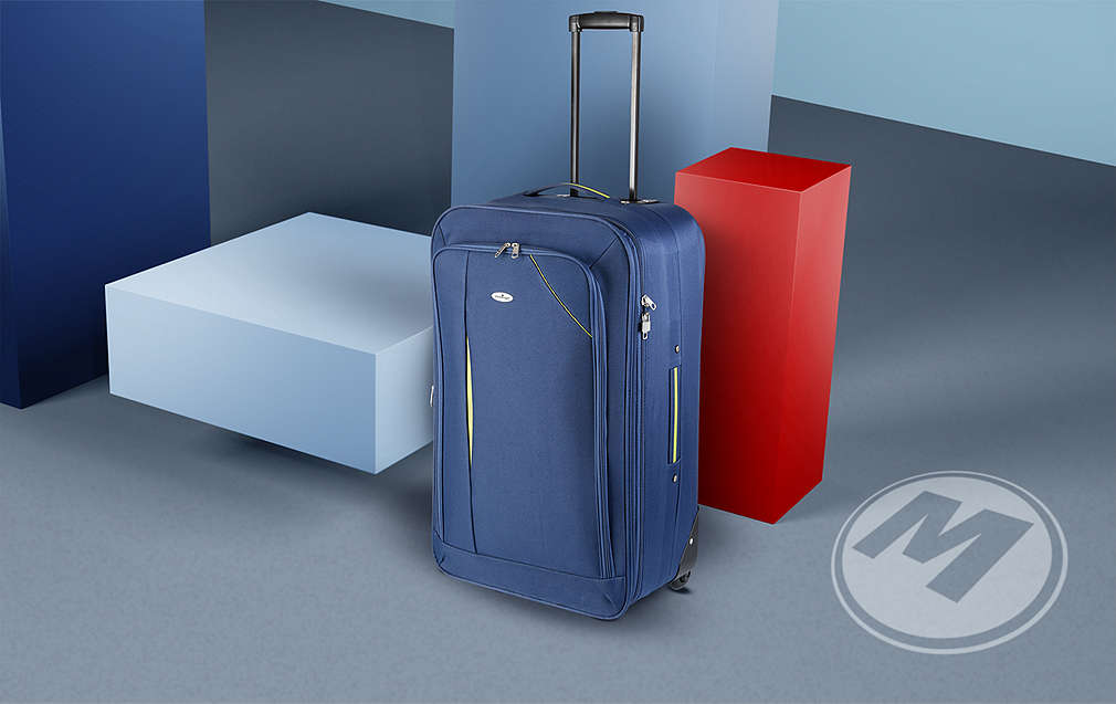 Wielkości walizek: walizka z wysuwanym uchwytem rozmiar M