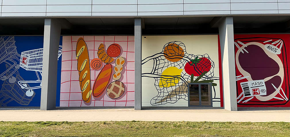 Maľba na stene predajne Kaufland