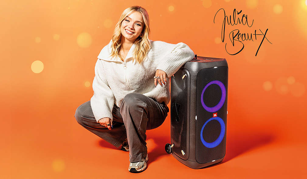 Julia Beautx mit »JBL Partybox 310«