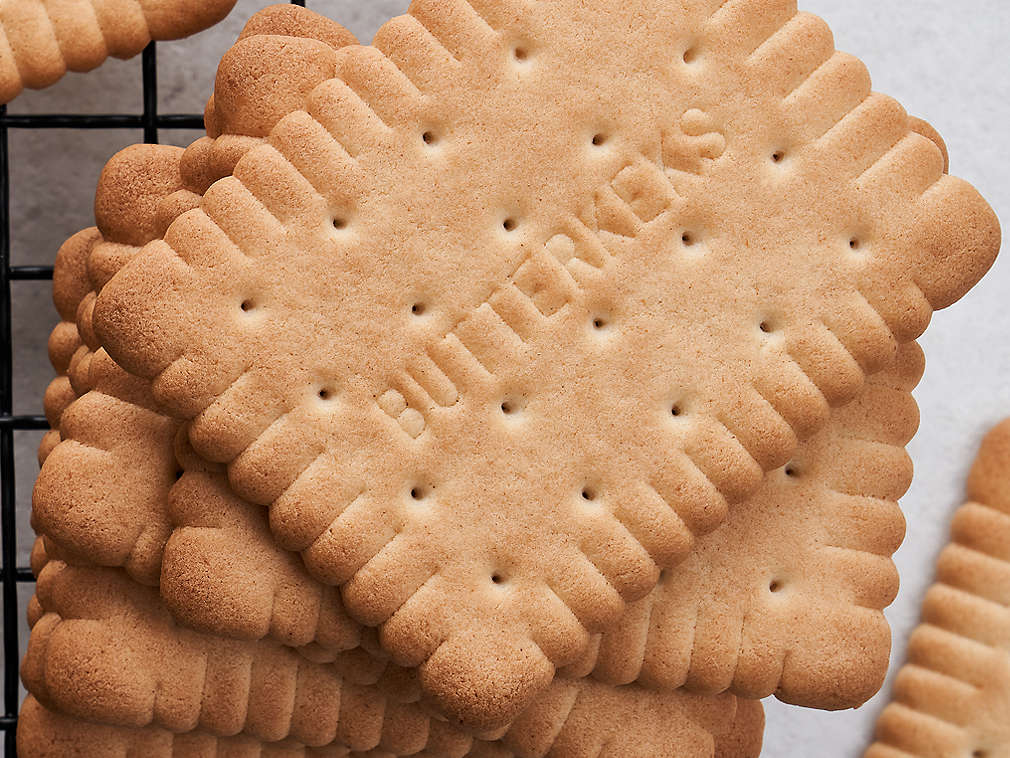 Máslová sušenka v detailním pohledu