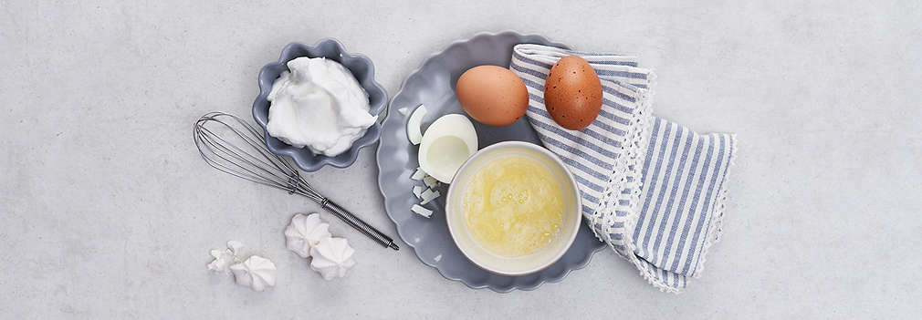Imagine cu albuș de ou proaspăt