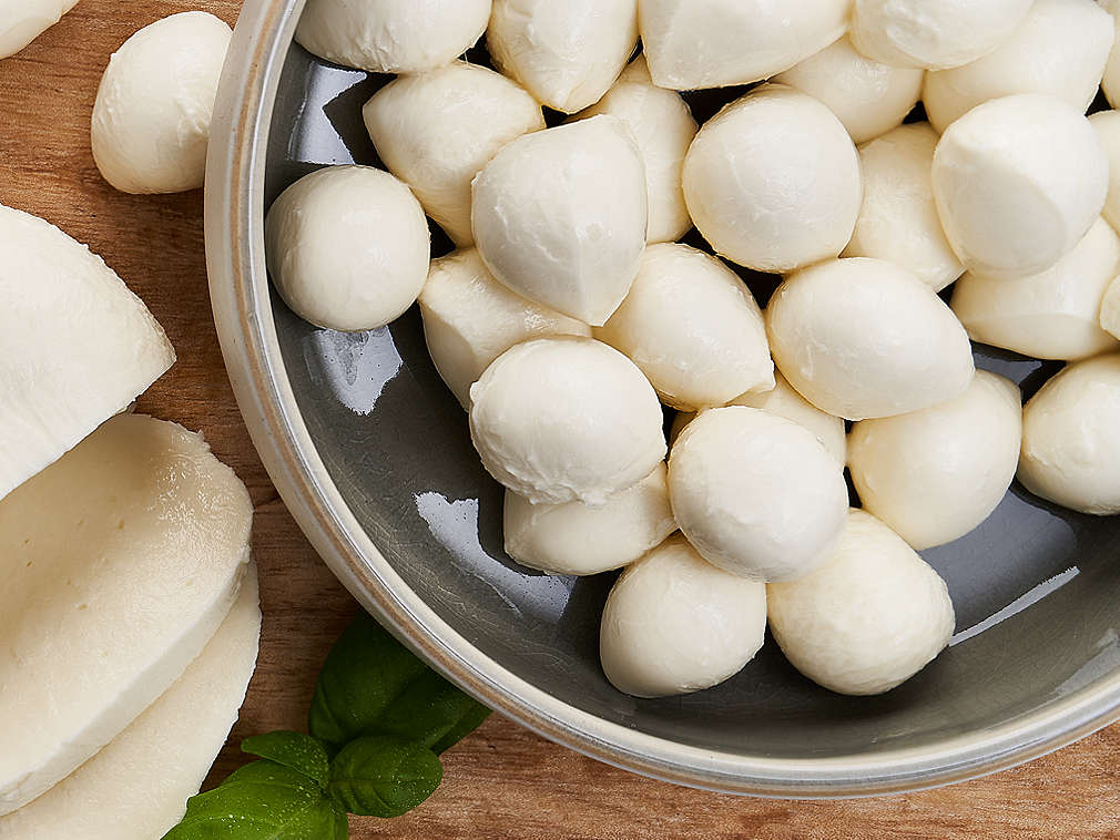 Svježi mozzarella u detaljnom prikazu