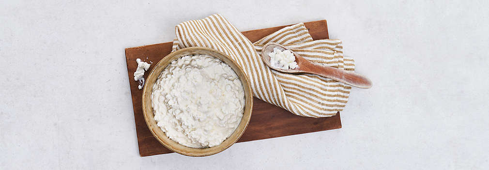 Obrázek zrnitého čerstvého sýra