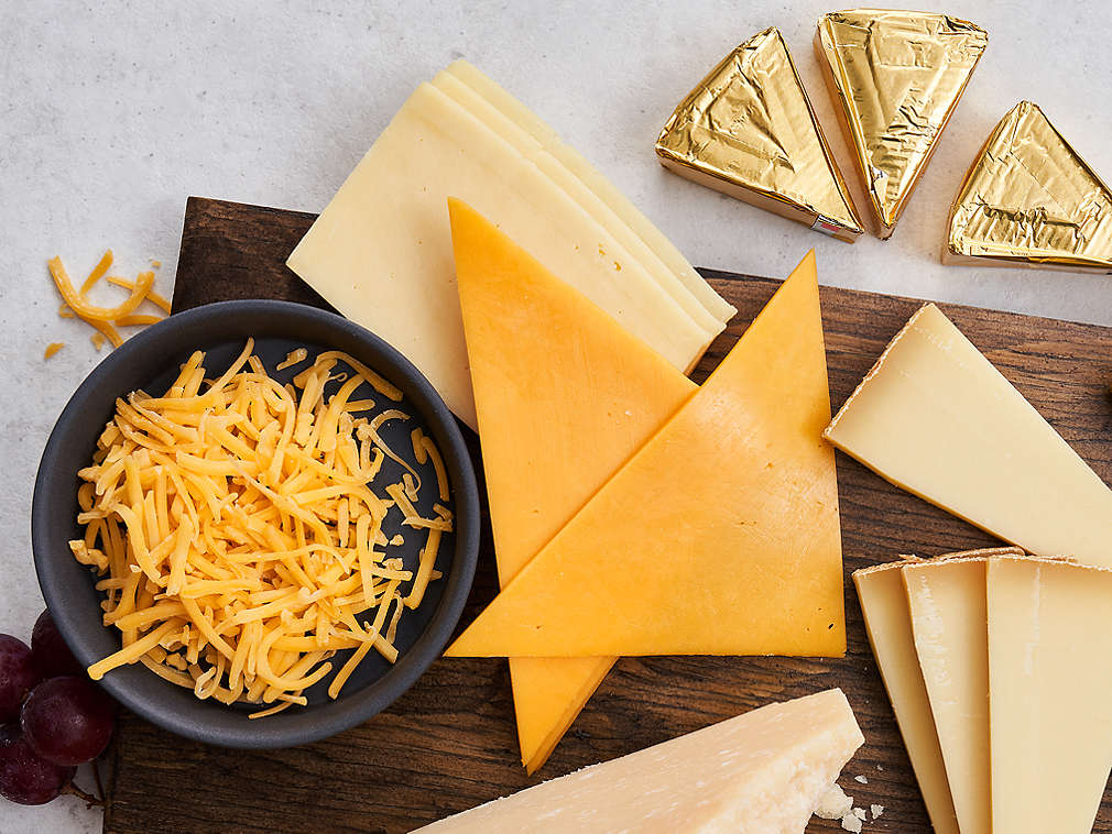 Detailný pohľad na tvrdé a polotvrdé syry