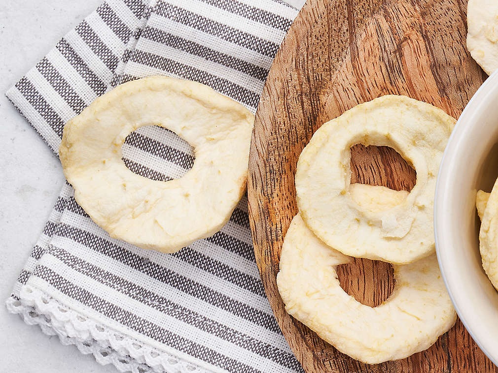 Detailný pohľad na sušené jablká