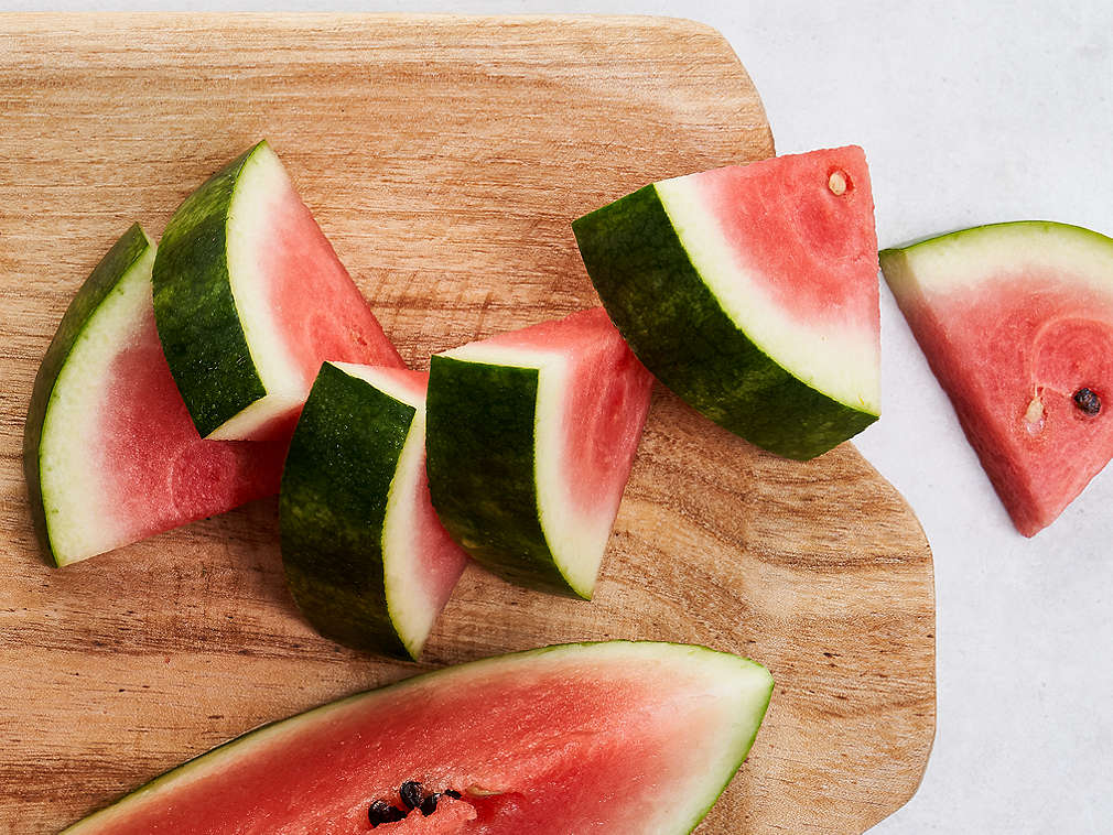 Свежий арбуз, подробный вид
