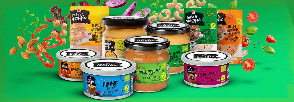 Verschiedene Brotaufstriche und Wurstersatzprodukte von K-TAKE IT VEGGIE