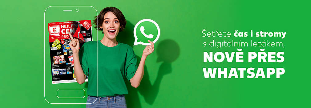 Kaufland leták, žena v zeleném tričku, WhatsApp, leták v mobilu