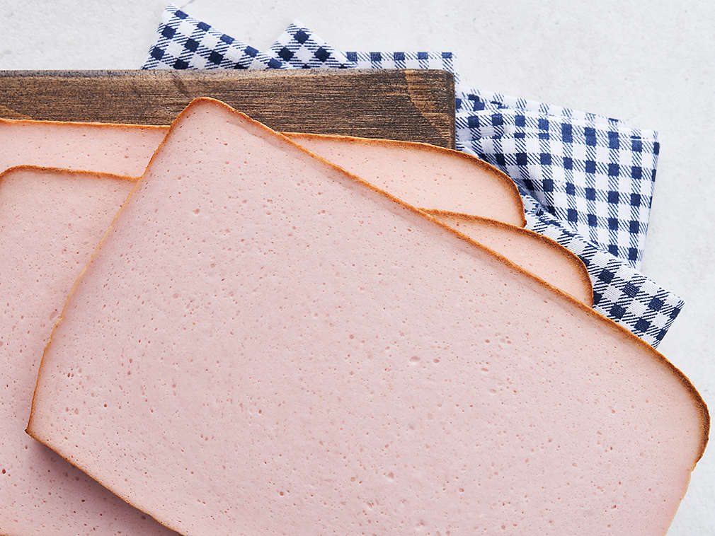 Ruladă de carne proaspătă în detaliu