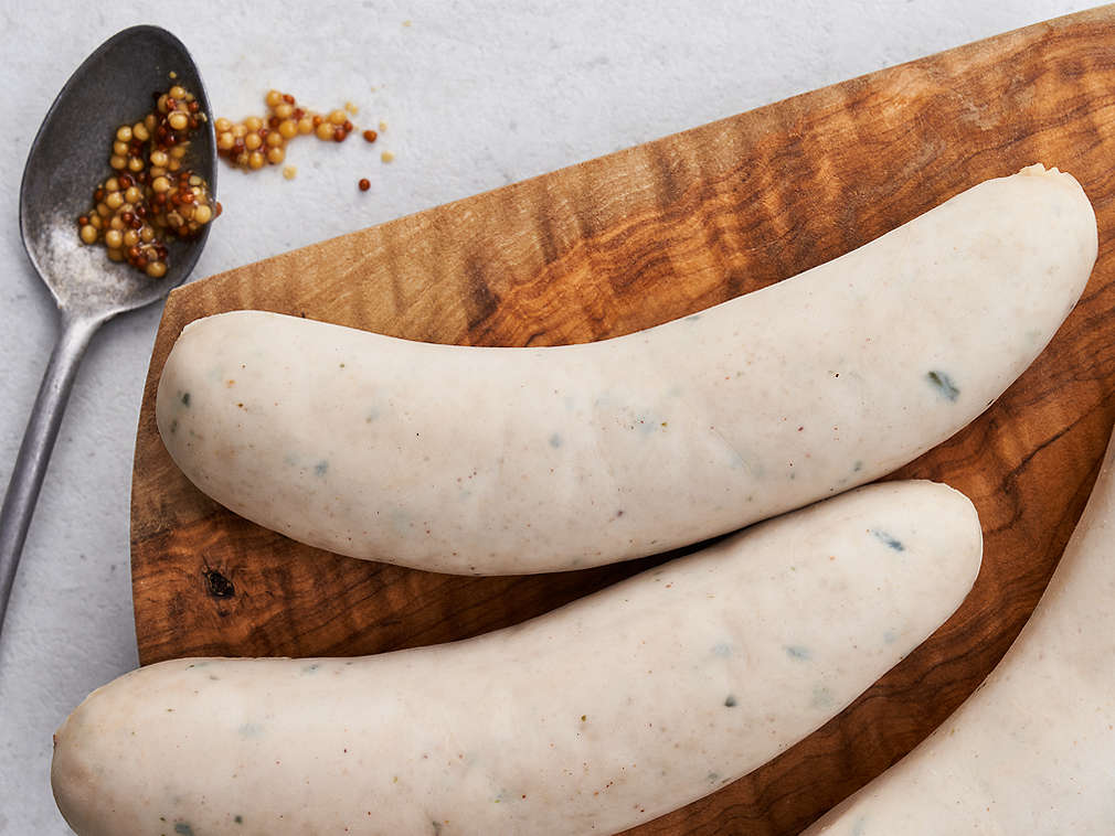 Frische Kalbsbratwurst in der Detailansicht