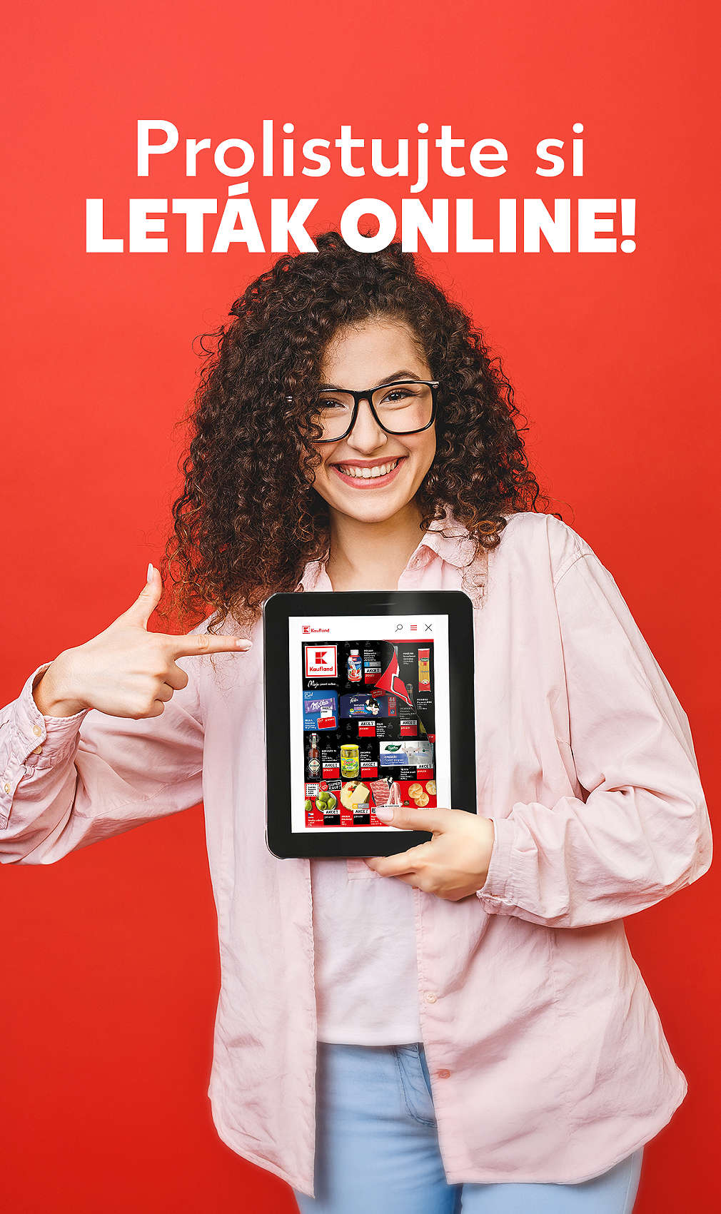 žena s tabletem a text Prolistujte si leták online!