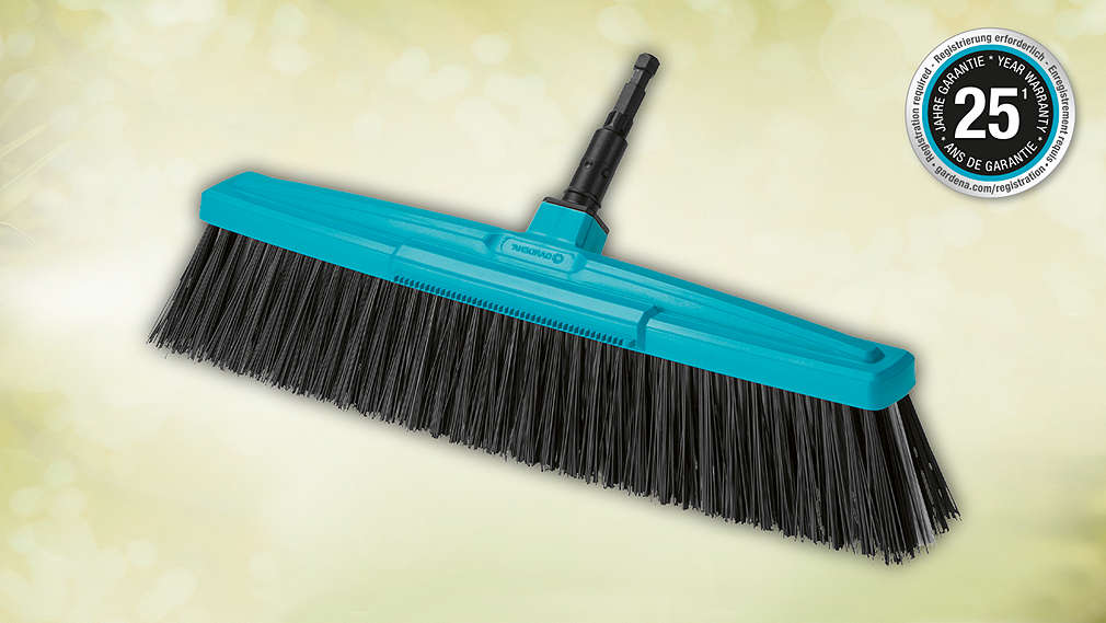 combisystem-Straßenbesen; 9.99 Treuepreis; UVP 23.99; 58 % Treuevorteil*