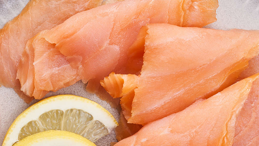 Slika dimljenog lososa