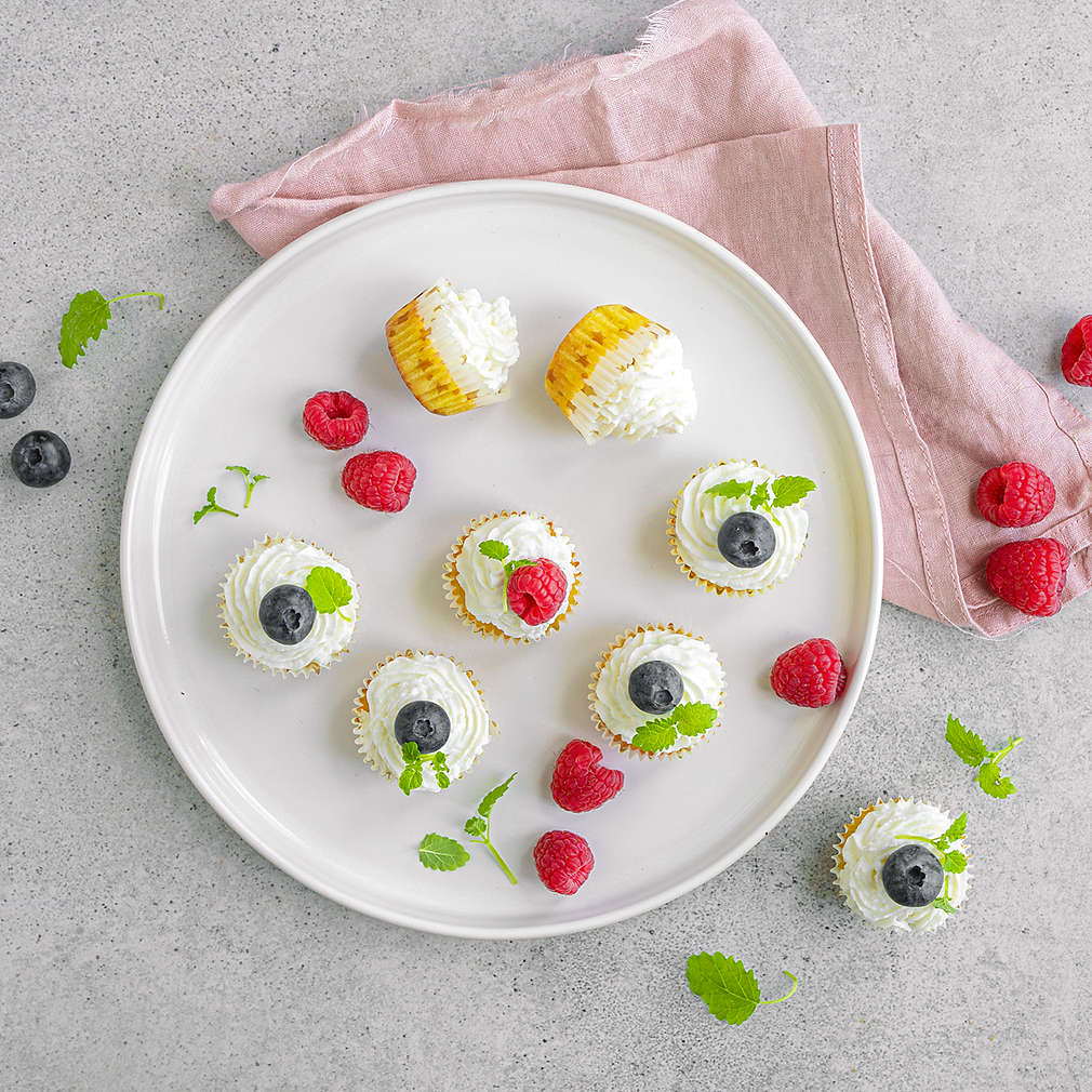 Zobrazit Mini cupcakes s lesním ovocem receptů