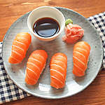 Zobrazit Nigiri s lososem receptů