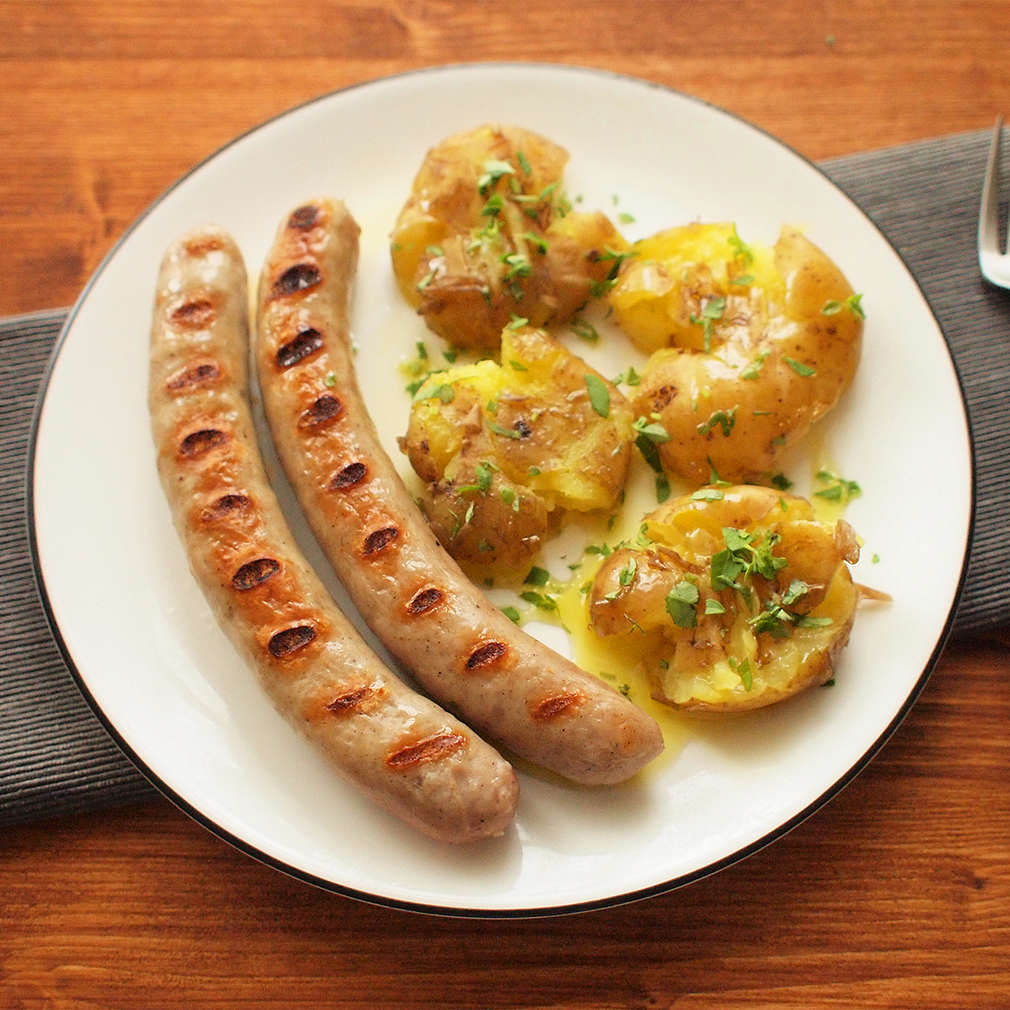 Zobrazit Grilované klobásy s rozmačkanými bramborami receptů