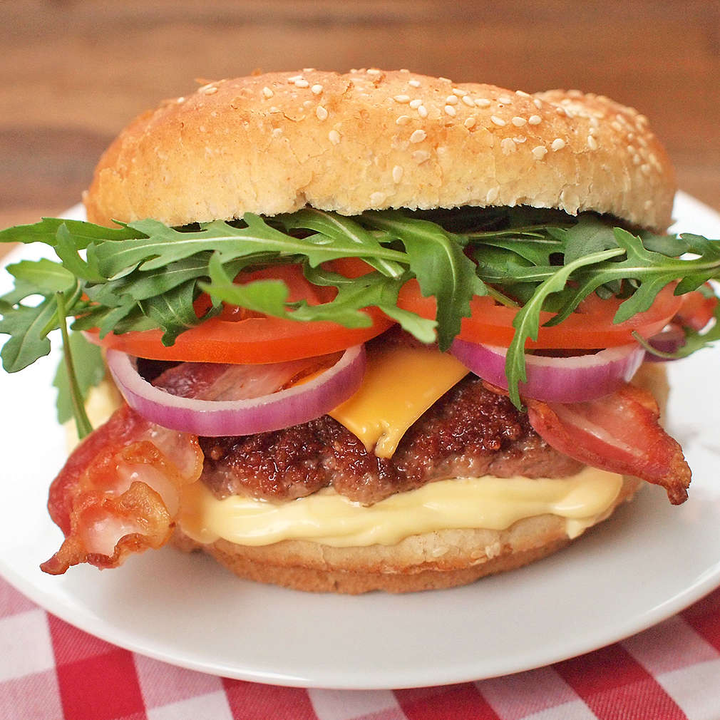Zobrazit Vepřový burger se slaninou receptů