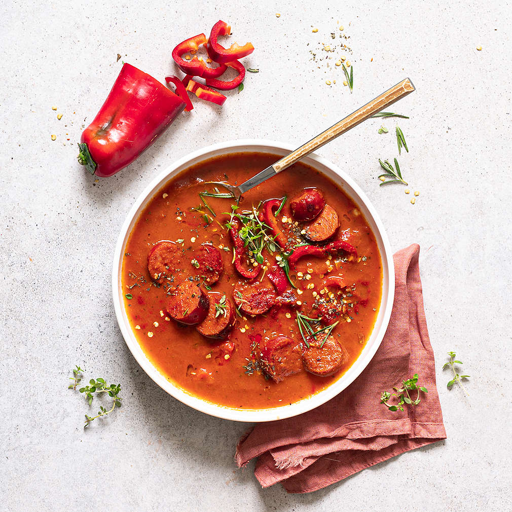 Zobrazit Papriková polévka s klobásou receptů