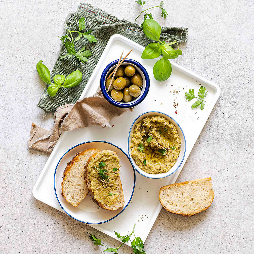 Zobrazit Tapenáda ze zelených oliv receptů