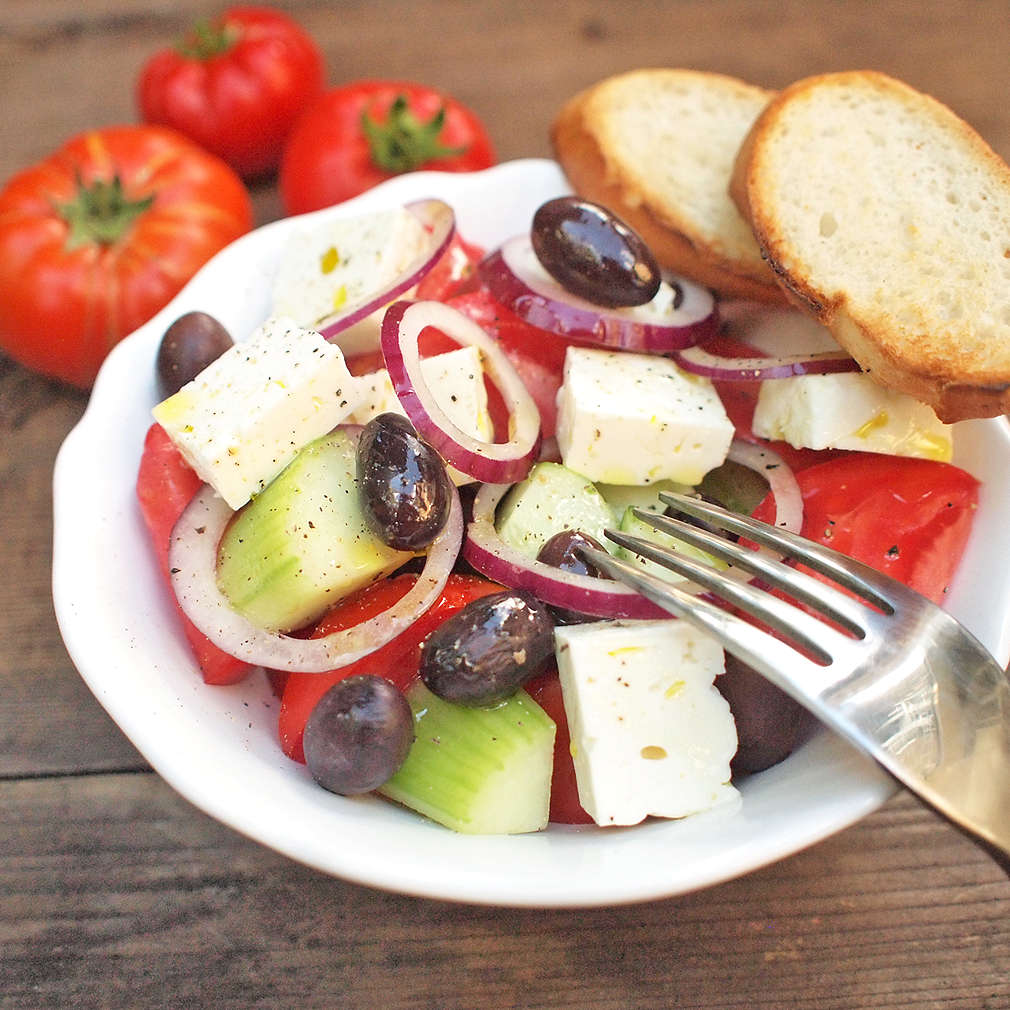Zobrazit Řecký salát s olivami receptů