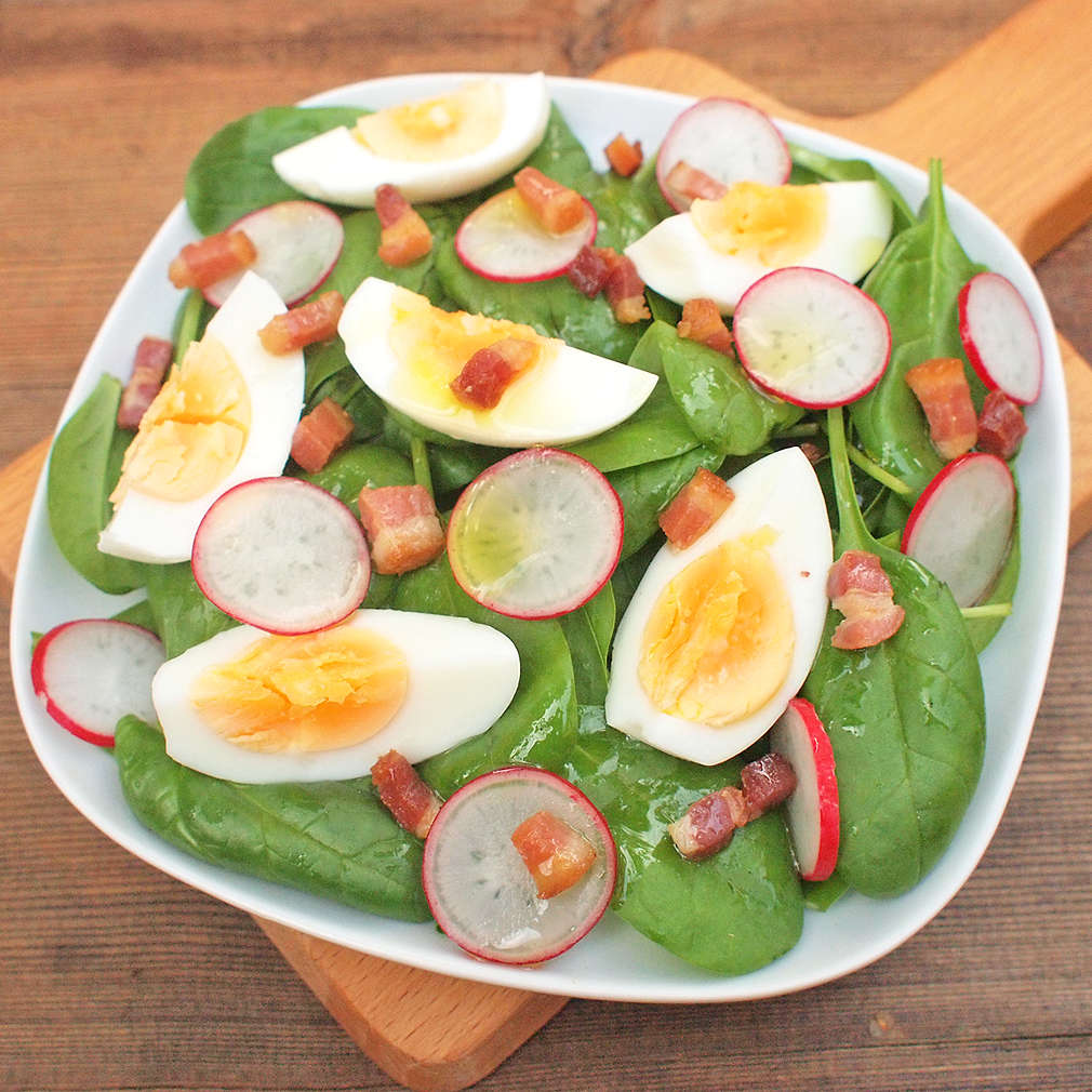 Zobrazit Špenátový salát s vejci receptů