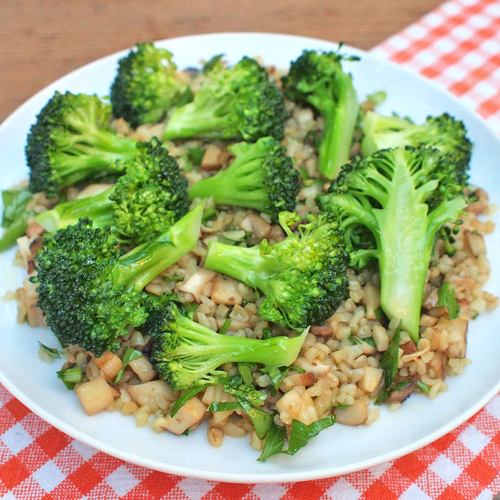 Zobrazit Houbový bulgur s brokolicí receptů