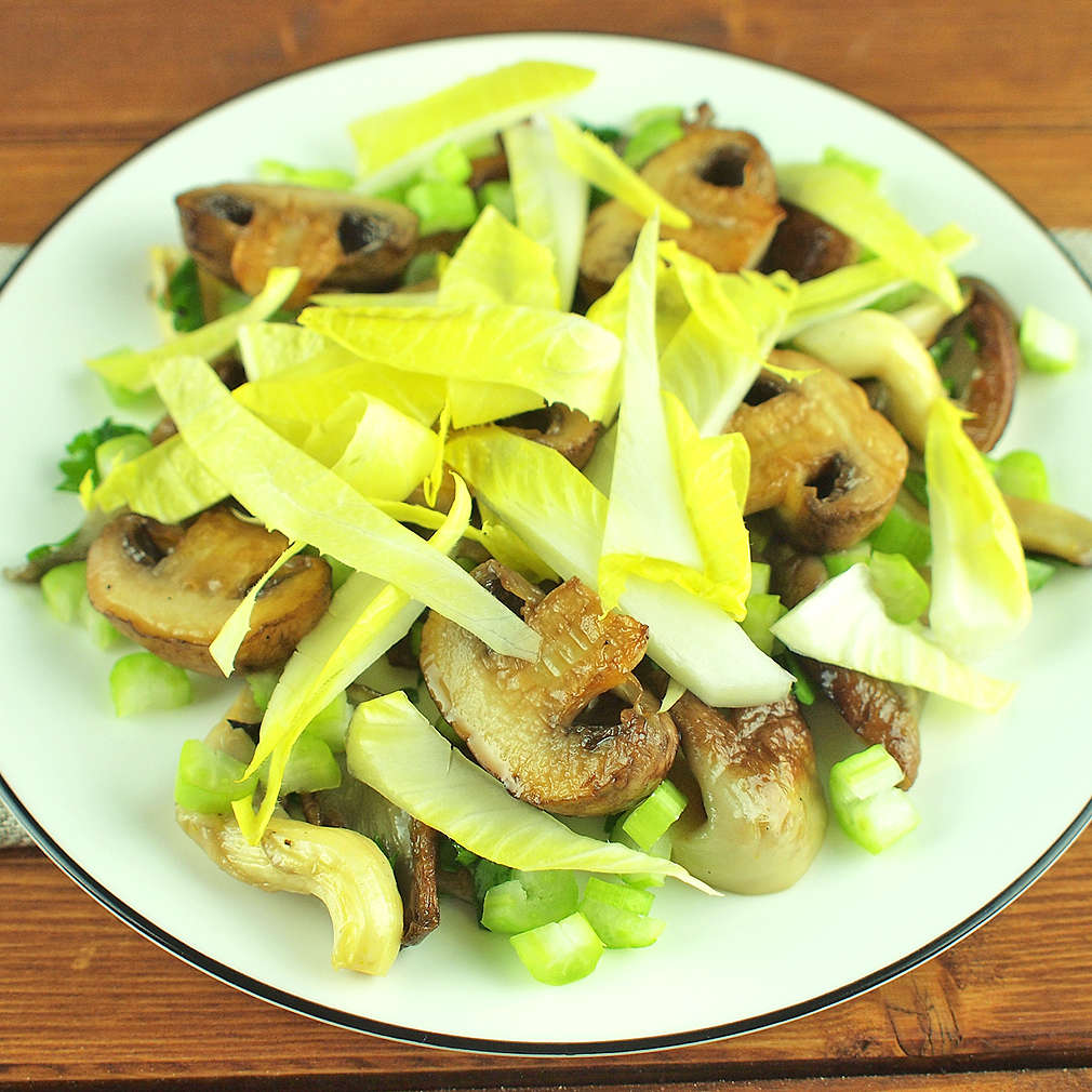 Zobrazit Pečené houby s celerem a čekankou receptů