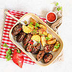 Zobrazit Vepřové karbanátky s paprikou receptů