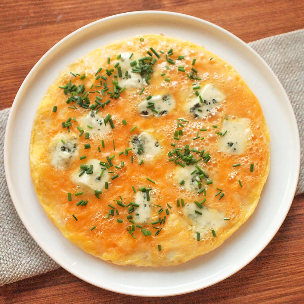 Zobrazit Omeleta s plísňovým sýrem receptů